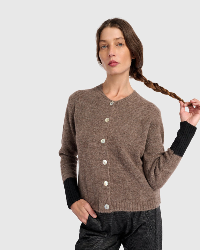 Blackbird Cardigan, Hazelnut/Black